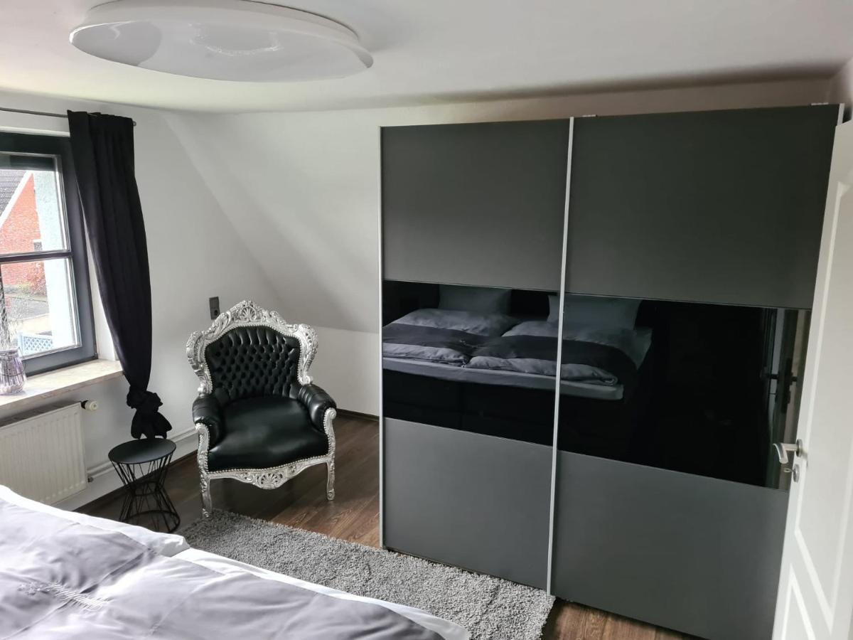 Exklusive Ferienwohnung Nahe Der Nordsee Wesselburen Extérieur photo
